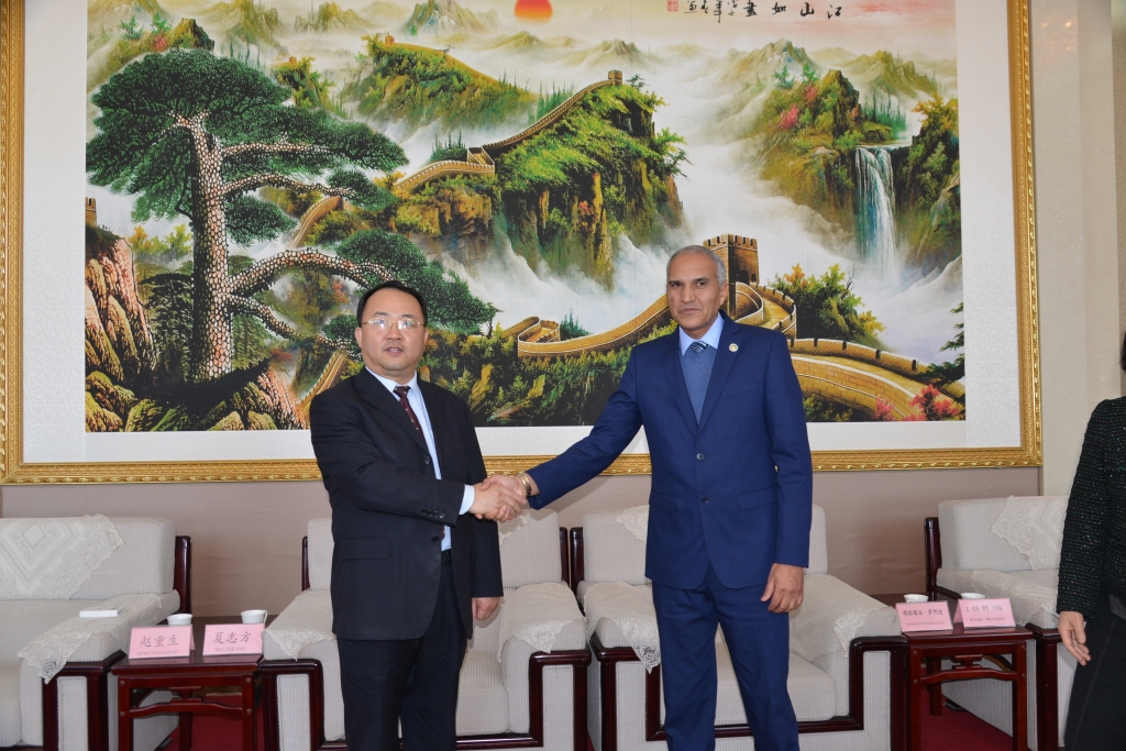 AG老哥俱乐部-老哥必备的交流社区